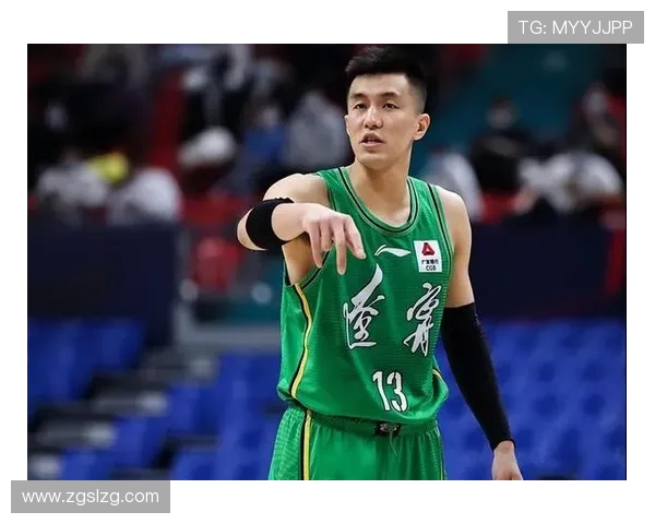 郭艾伦领衔中国男篮新征程展现拼搏精神与团队协作的完美结合